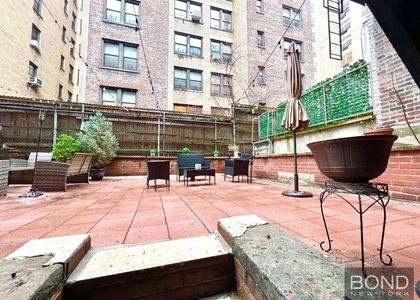 East 84th Street - Photo 1