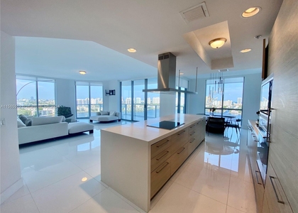 17111 Biscayne Blvd - Photo 1