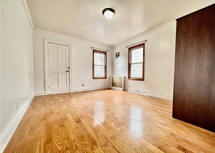 1455 West 9th Street - Photo 1