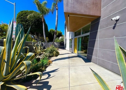 501 N San Vicente Blvd - Photo 1