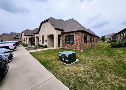 4425 Plano Parkway - Photo 1