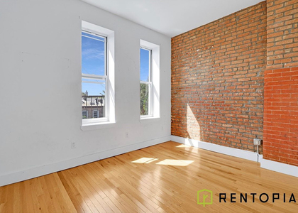 886 Jefferson Street - Photo 1