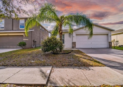 7956 Carriage Pointe Drive - Photo 1