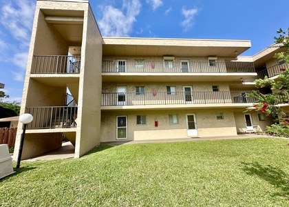 3150 N Harbor City - Photo 1