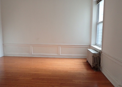 489  Montgomery Street - Photo 1