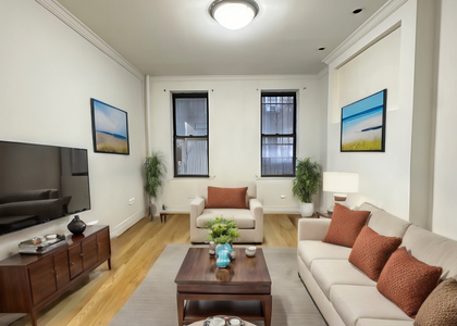 208 East 34th Street - Photo 1