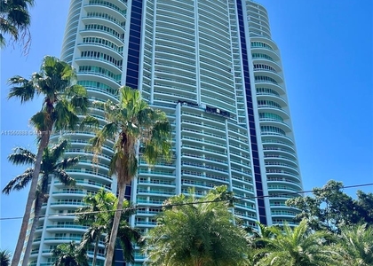 1643 Brickell Ave - Photo 1