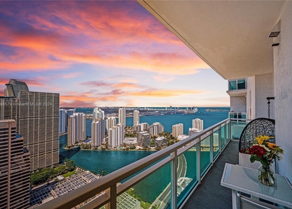 950 Brickell Bay Dr - Photo 1