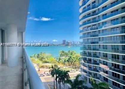 1800 N Bayshore Dr - Photo 1