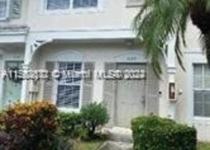 3183 Sw 50th St - Photo 1