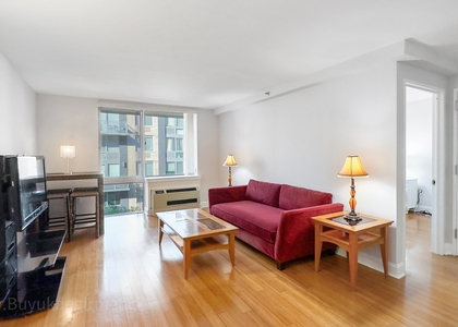 505 West 47th Street Apt 4FS - Photo 1