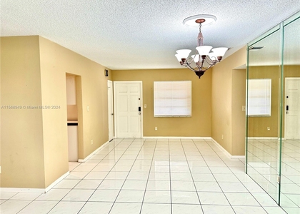 2500 Sw 81st Ave - Photo 1