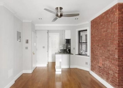 697 Tenth Avenue - Photo 1