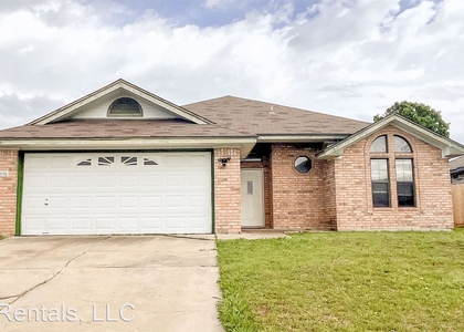 3801 Lone Oak Dr. - Photo 1