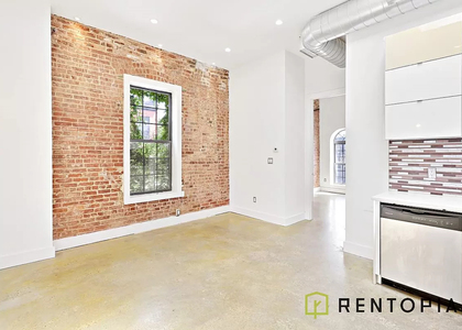 753 Lexington Avenue - Photo 1