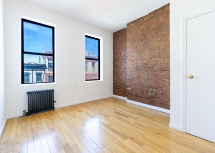 338 East 5th Street - Photo 1