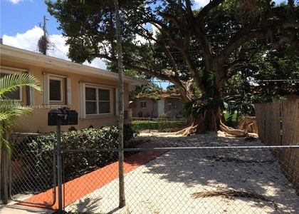 11346 Sw 2 St - Photo 1