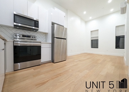 1118 Putnam Avenue - Photo 1