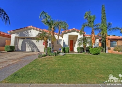 40589 Palm Court - Photo 1