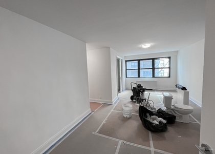 400 East 89th Street - Photo 1