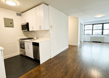 400 East 89th Street - Photo 1