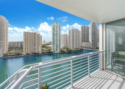 335 S Biscayne Blvd - Photo 1