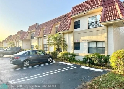 11112 Royal Palm Blvd - Photo 1