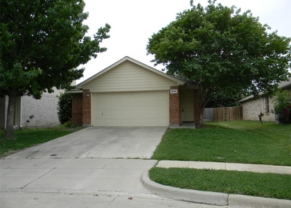 2804 Coyote Ridge Drive - Photo 1