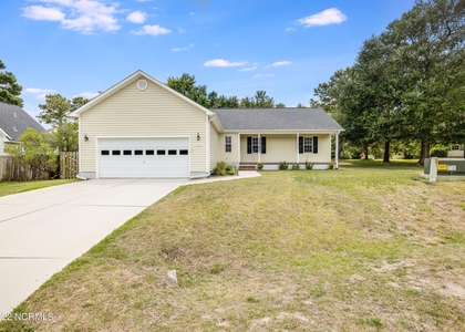 205 Smallberry Court - Photo 1