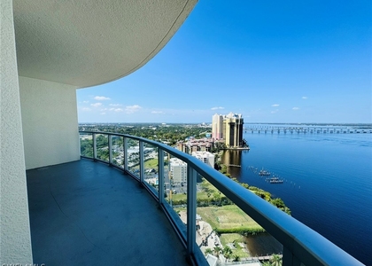 3000 Oasis Grand Boulevard - Photo 1