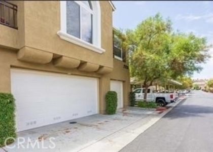 27533 Viridian Street - Photo 1