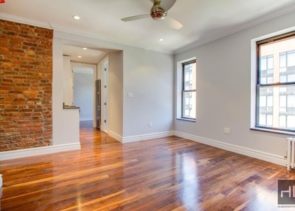 334 East 6th Street - Photo 1