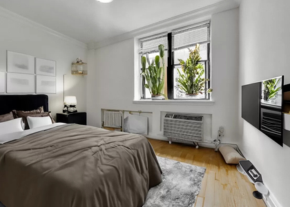 238 East 36th Street - Photo 1