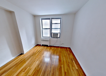 East 58th Street - Photo 1