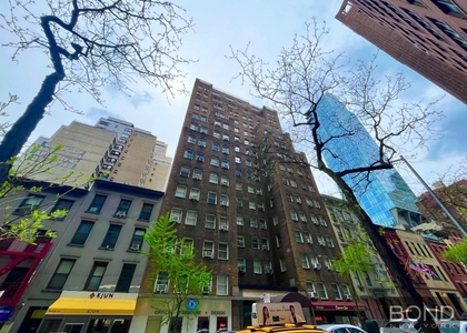 150 East 39th Street - Photo 1