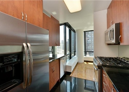 East 61st Street - Photo 1