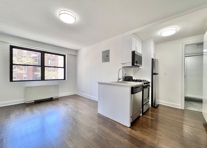 147 East 16th Street - Photo 1