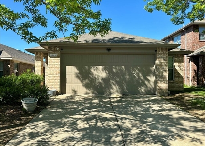 1329 Silver Maple Lane - Photo 1