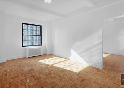 West 71 Street - Photo 1