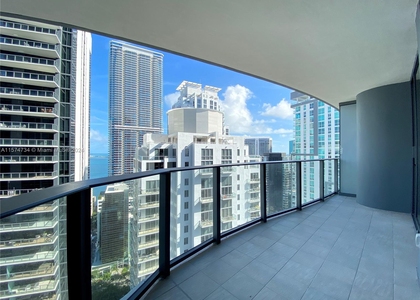 1000 Brickell Plz - Photo 1