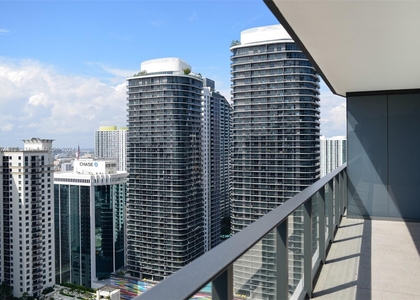 1000 Brickell Plaza - Photo 1