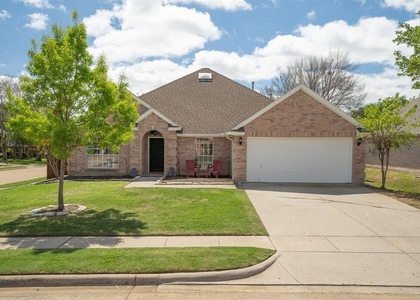 1601 Crabapple Lane - Photo 1