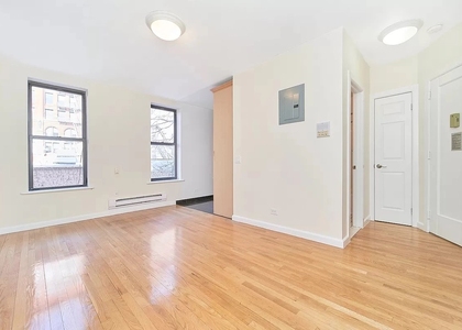 281 Mott Street - Photo 1