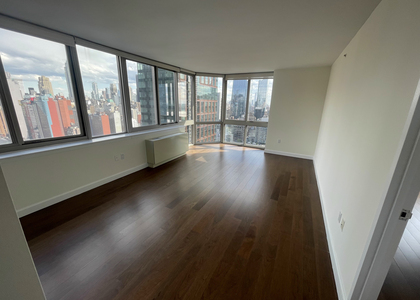 Midtown West Penthouse - Photo 1