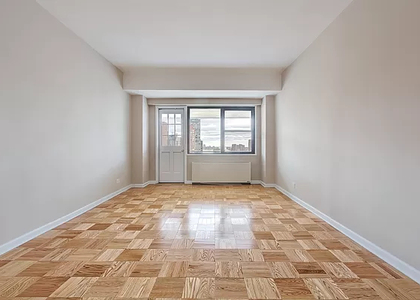 305 East 86th Street - Photo 1