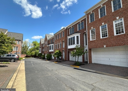 1313 Mclean Crest Court - Photo 1