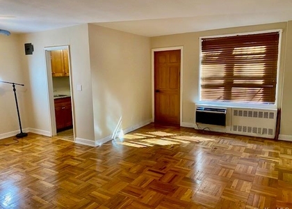 277 Bronx River Road - Photo 1