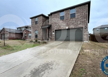 274 Moonstone Way - Photo 1