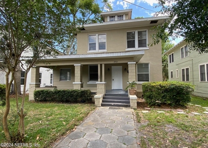 2512 College Street - Photo 1