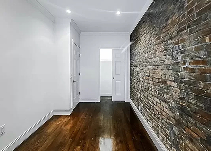 338 East 55th Street - Photo 1